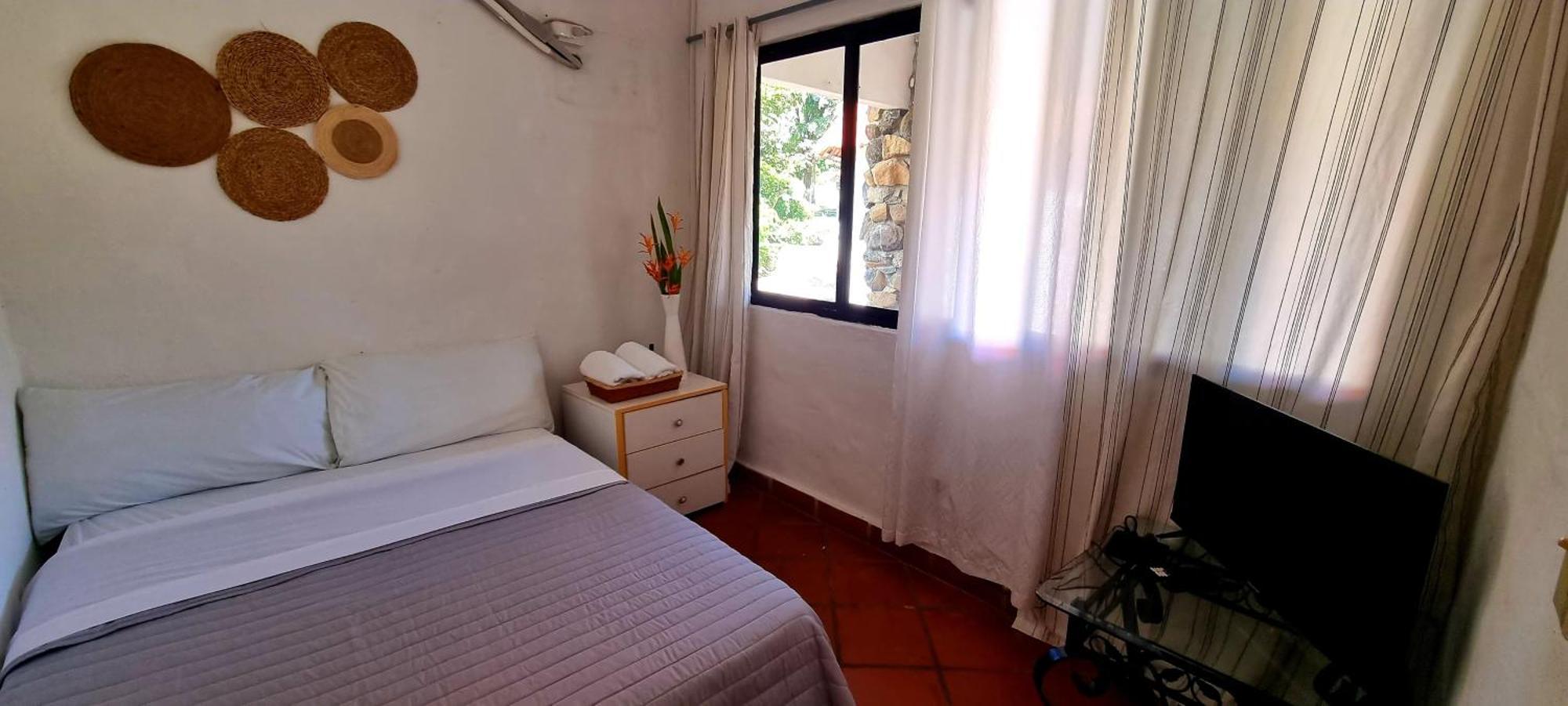 Mia Nueva Gorgona Hotel Bagian luar foto