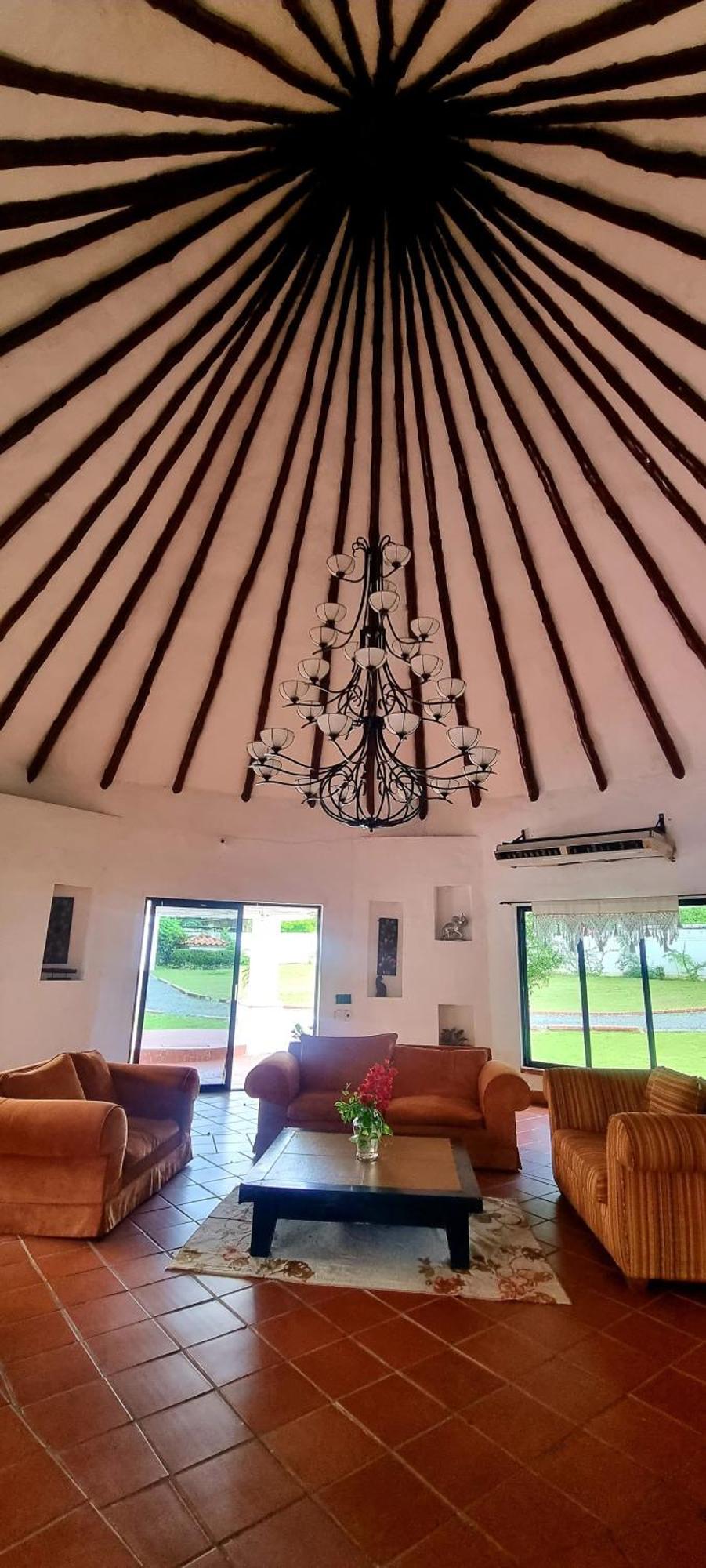 Mia Nueva Gorgona Hotel Bagian luar foto