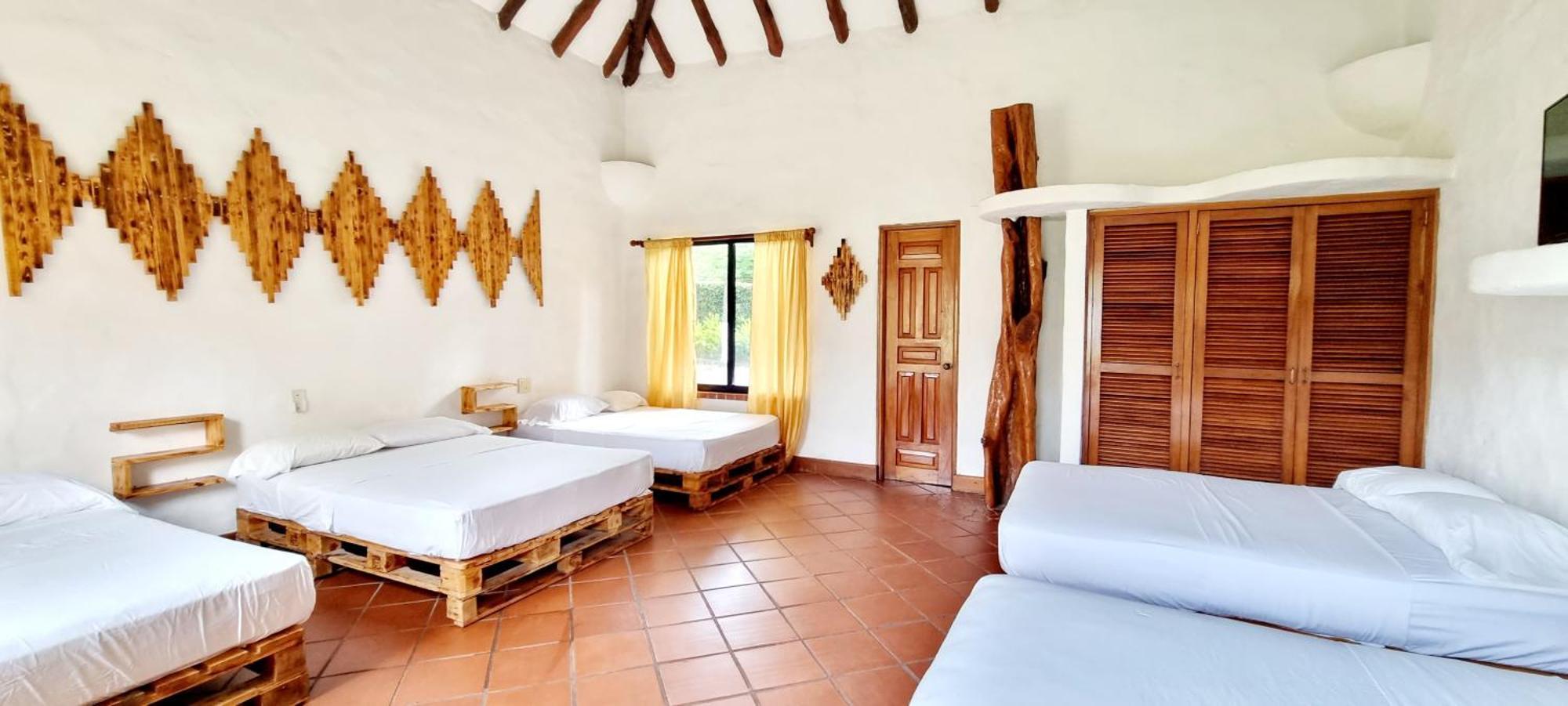 Mia Nueva Gorgona Hotel Bagian luar foto