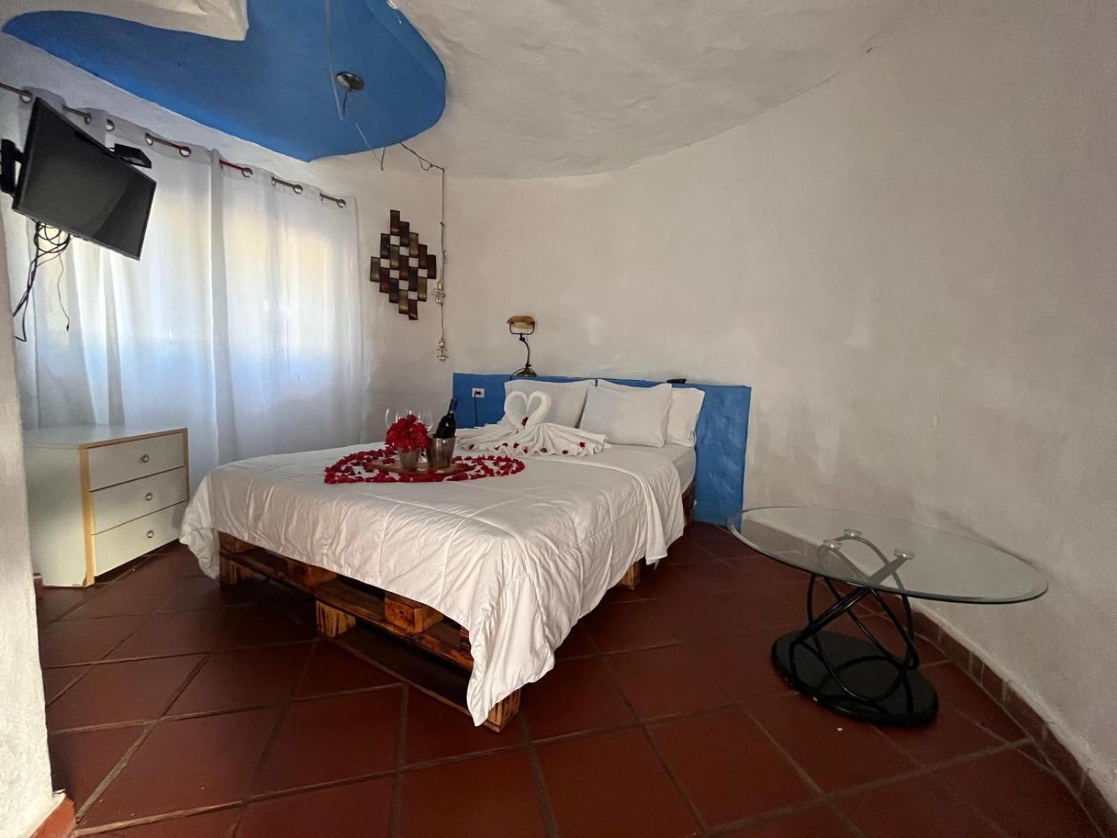 Mia Nueva Gorgona Hotel Ruang foto